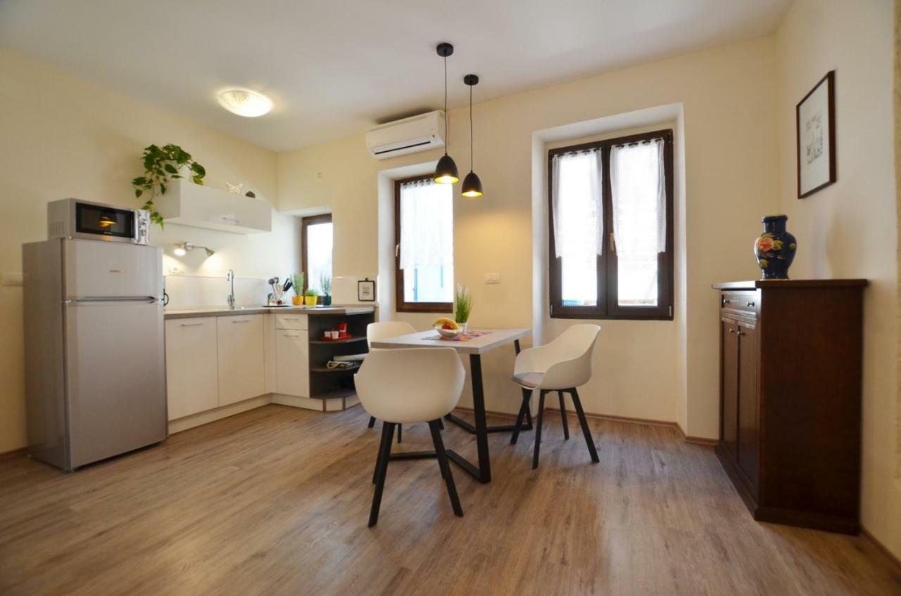 Bruno Apartment Rovinj Buitenkant foto